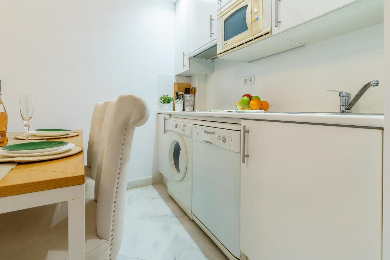 Malagasuite City Center مالقة المظهر الخارجي الصورة